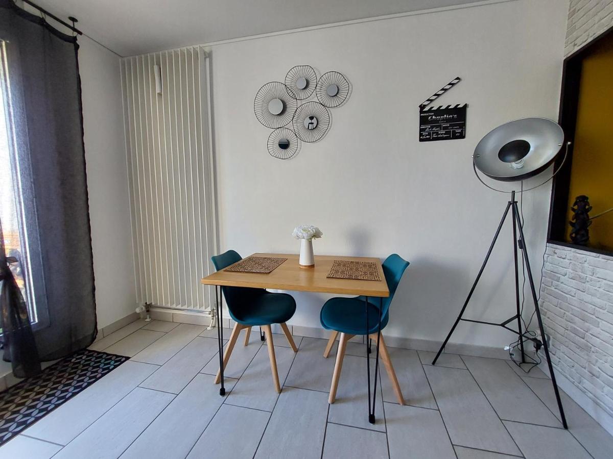 Studio Sur Les Rives D'Allier Moulins  Exterior foto